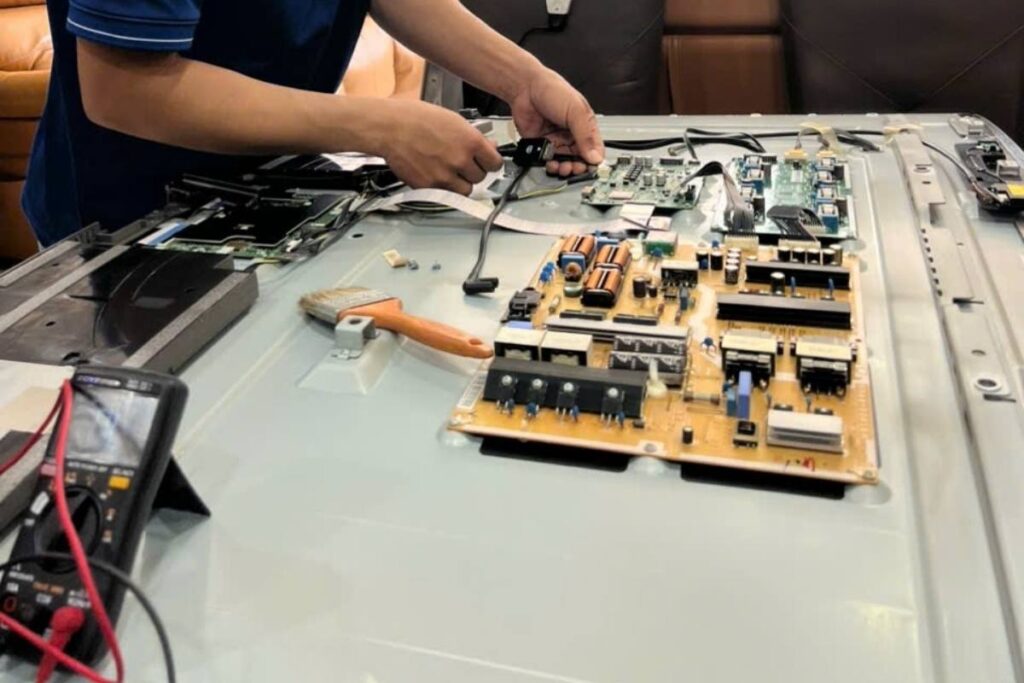 1_ Vì sao tìm “địa chỉ sửa tivi gần đây” vẫn có thể khiến bạn mất tiền oan